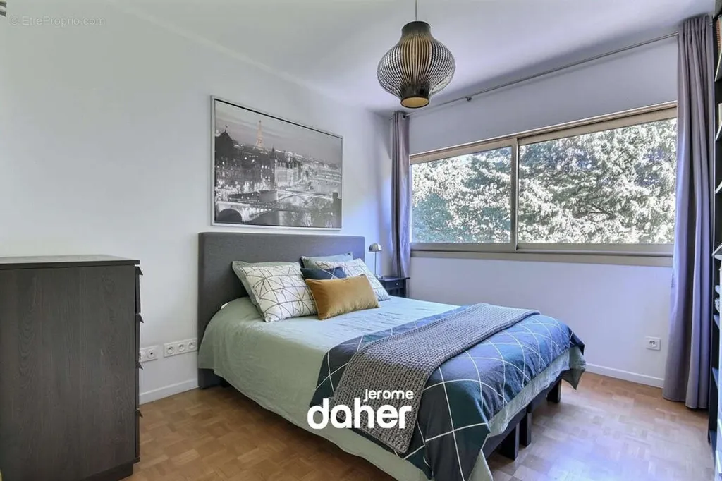 4-toaline korter asukohas Marseille-8e