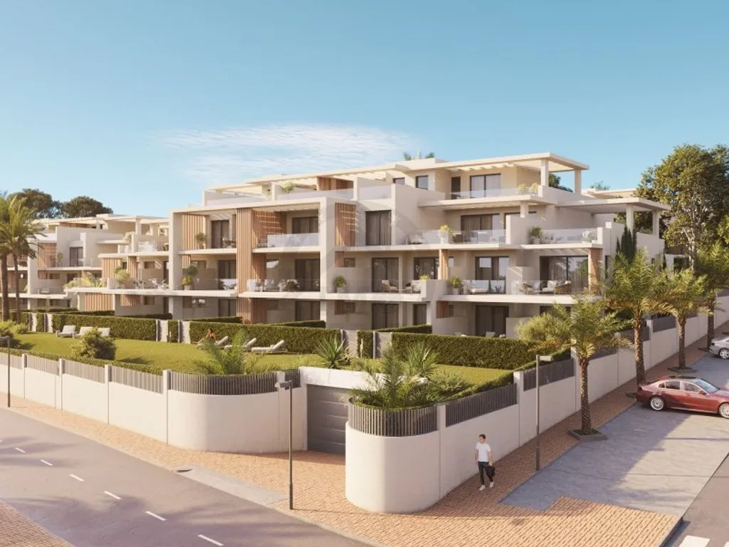 Luxury Apartment with Ocean View in Estepona