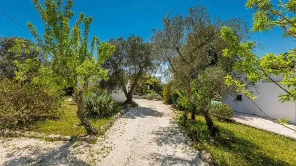 Välivaade - Villa with Pool in Ostuni
