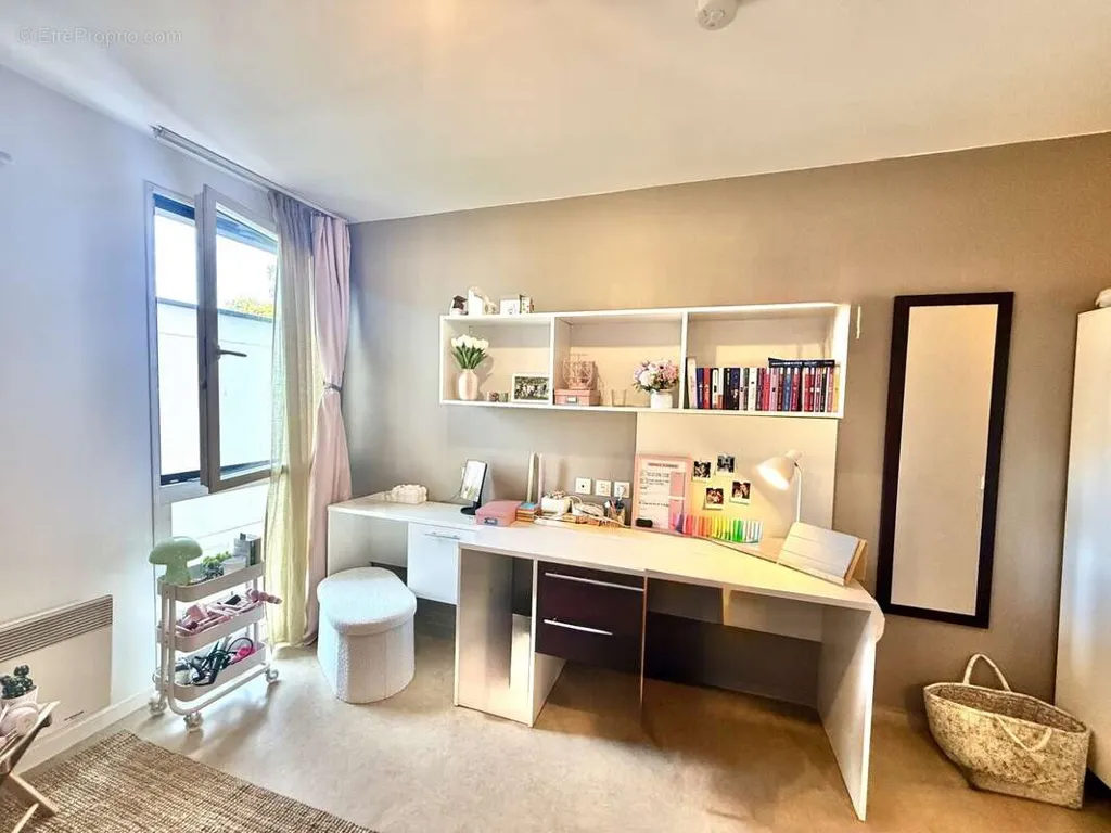 Bureau - Studio avec Ascenseur et Vue Jardin à Lille