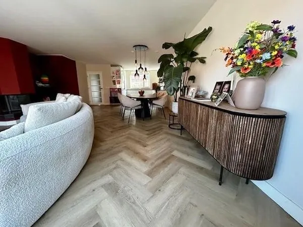Elutuba - House with Garden in Voorhout