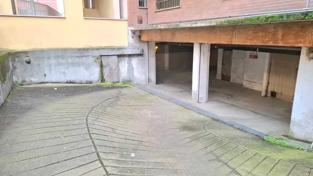 Garaaž - Garage in Historic Centre, Rovigo