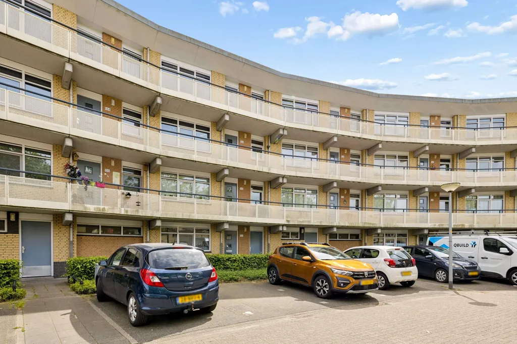 Välivaade - Modern Flat with Balcony in Almere