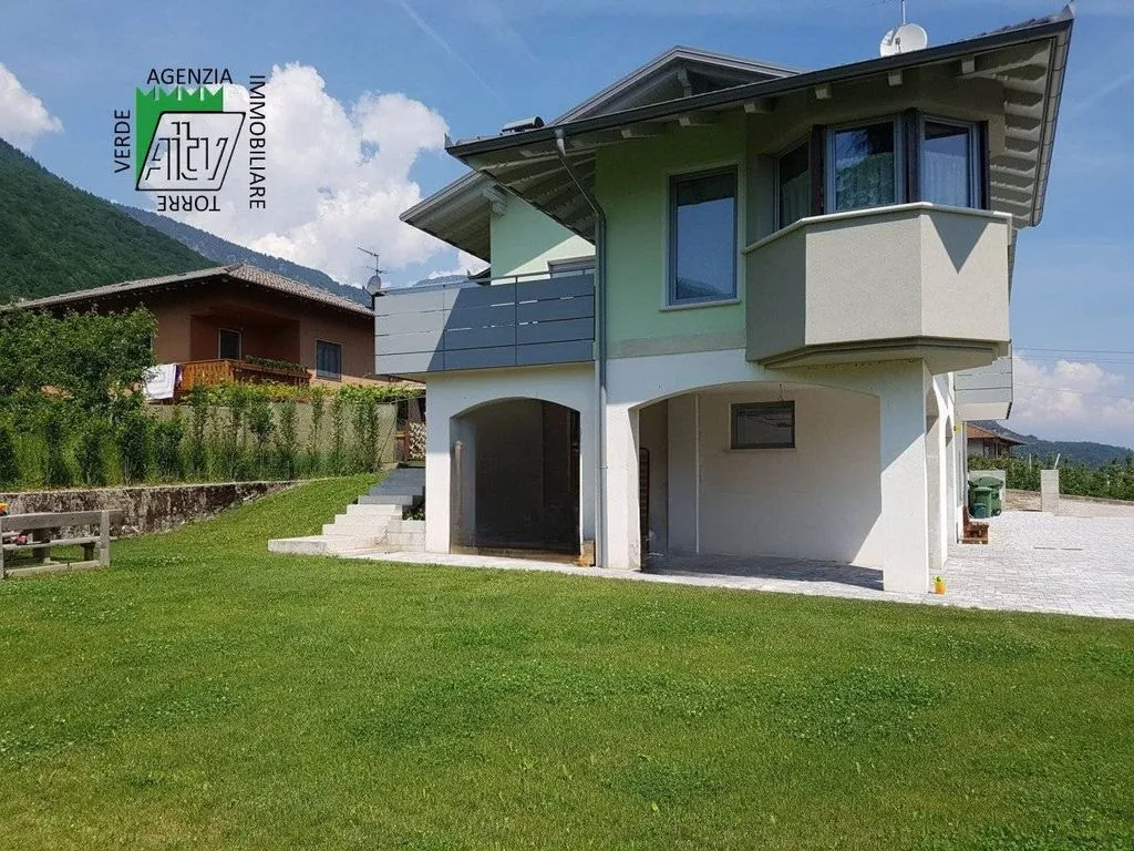 Esterno - Villa with Mountain View in Sporminore