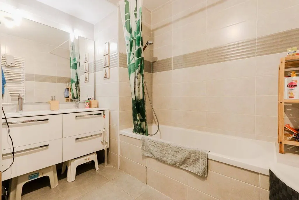 Salles de bain - Appartement Luxueux avec Terrasse à Menton