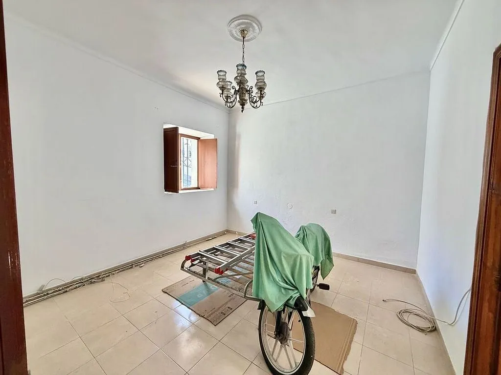 Toad - Chalet with Terrace in Periana