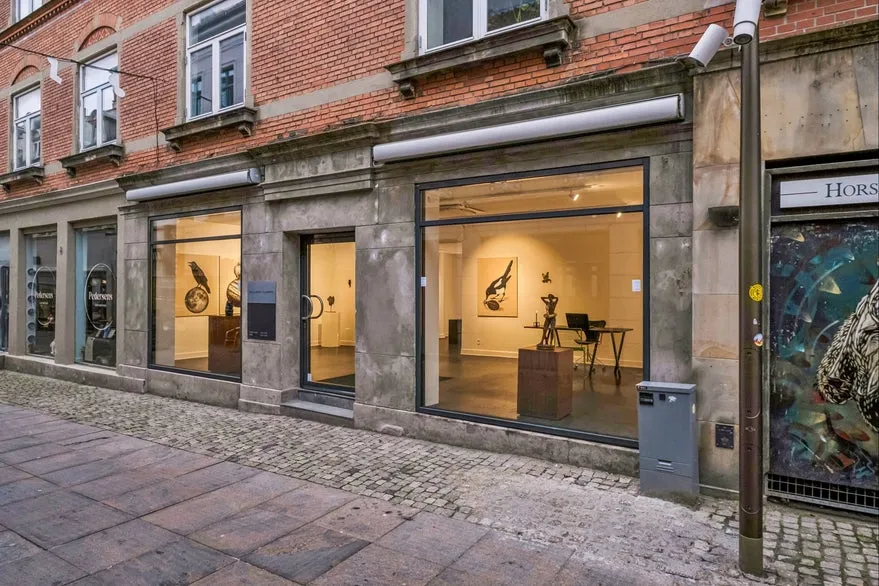 Extérieur - Retail Unit with Large Windows in Graven, Horsens