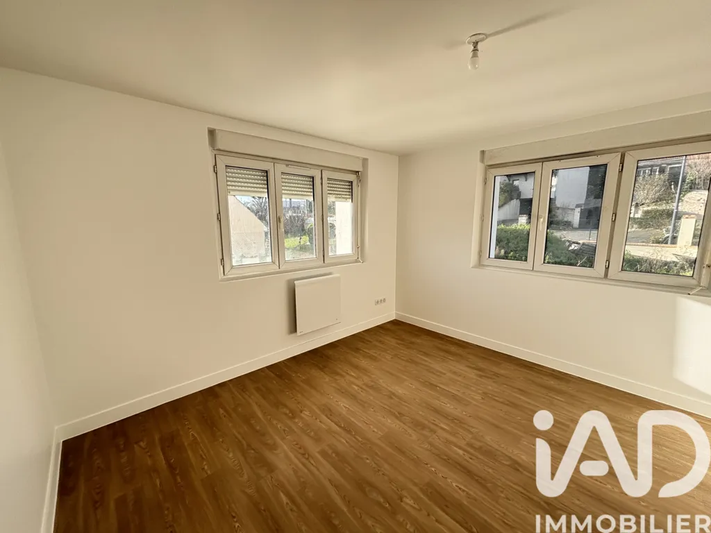 Stanze - Entirely Renovated 4-Piece Apartment in Ecquevilly