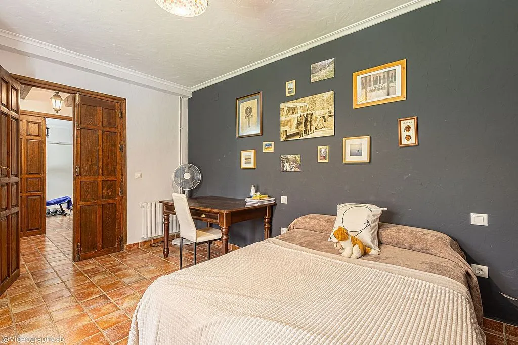Magamistoad - Semi-detached House with Pool in Valdepeñas