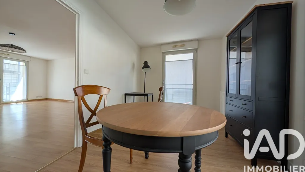 Sala da pranzo - Spacious Apartment with Terrace in Le Mans
