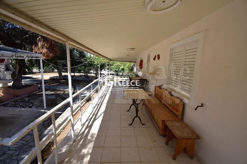 Terrasse - Detached House with Terrace in Loutraki