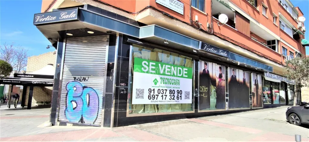 Außenansicht - Edificable Land with 676m² Potential in Móstoles