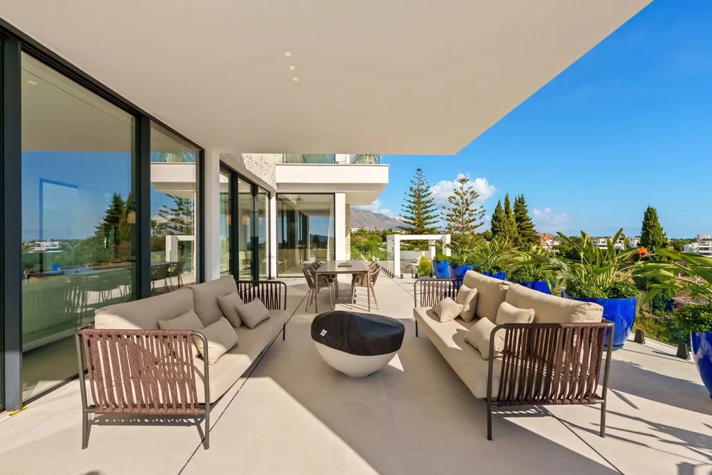 Terrasse - Luxury Villa with Infinity Pool in La Quinta