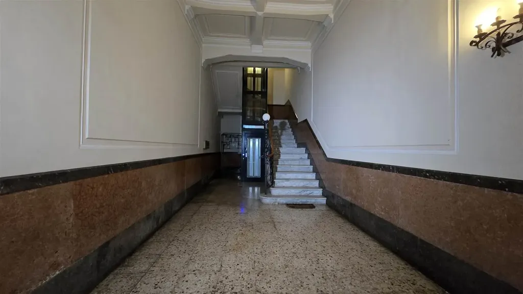 Ingresso - Spacious Apartment in Historic Building, Messina