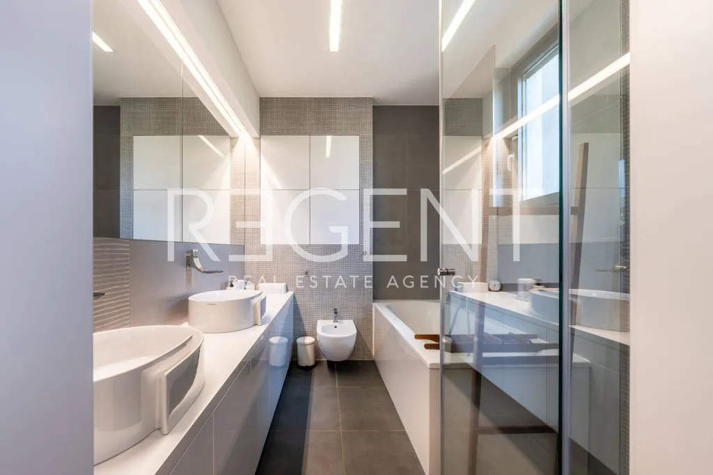 Salles de bain - Luxury Penthouse with Panoramic Terrace in Zagreb
