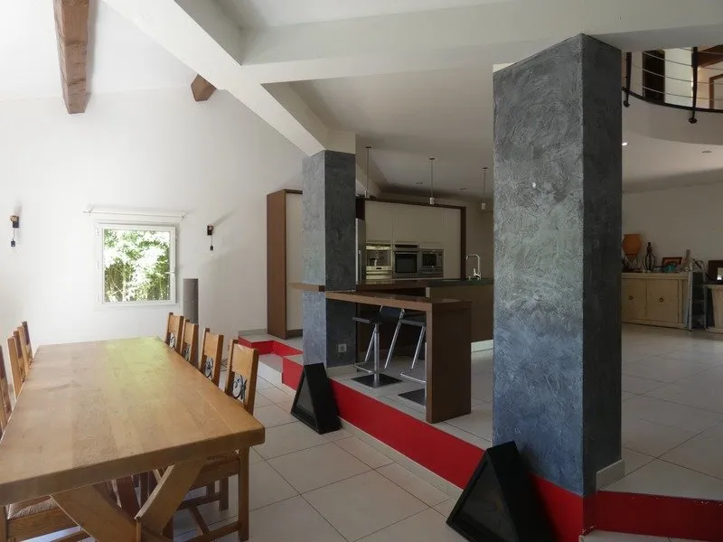 Salle à manger - Villa d'Architecte avec Vue Panoramique près de Ganges