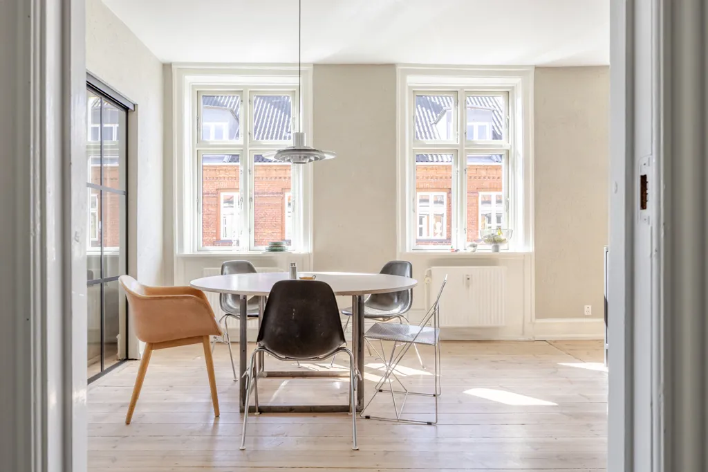 Söögituba - Duplex with Historic Charm in Copenhagen V