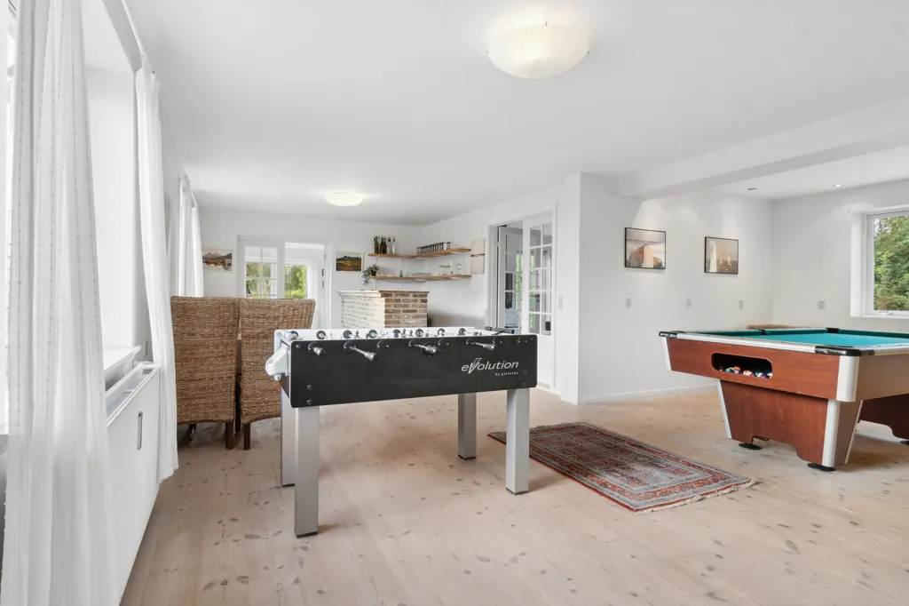 Stanze - Villa with Private Beach Access in Fur