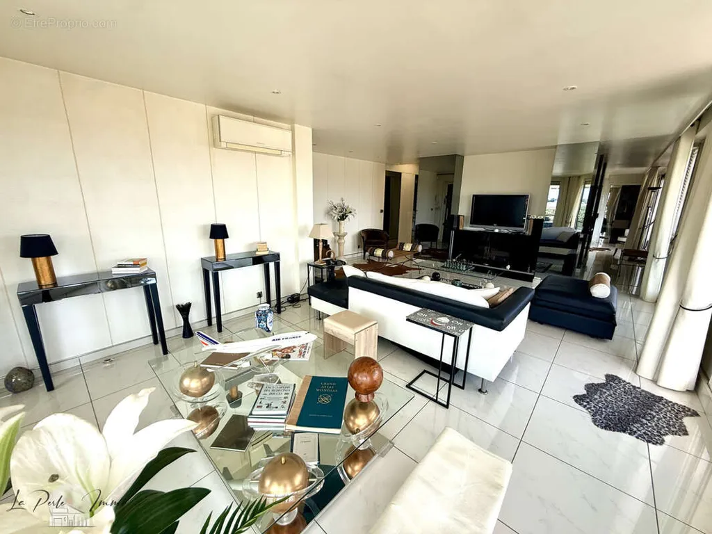 living_room