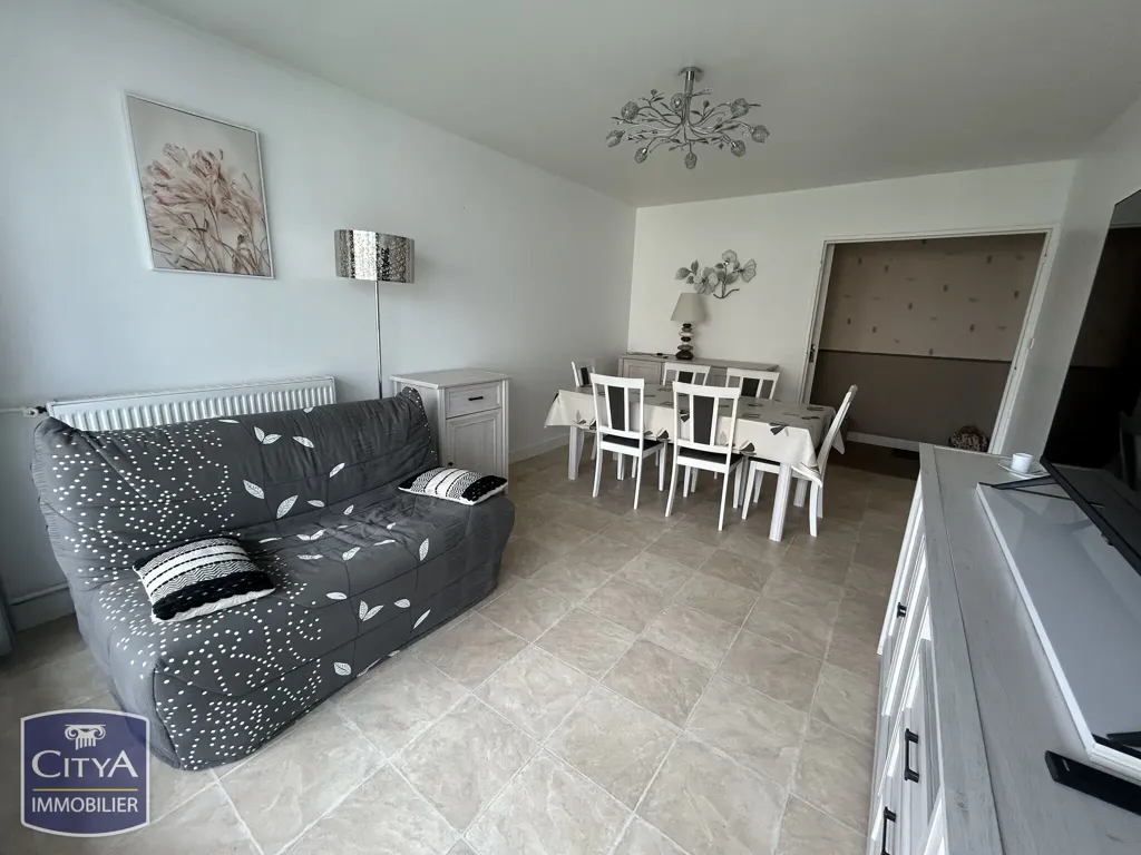 Salle à manger - Appartement avec Balcon dans le Quartier Bollée