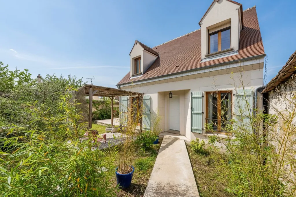 Välivaade - Contemporary House with Garden in Thomery
