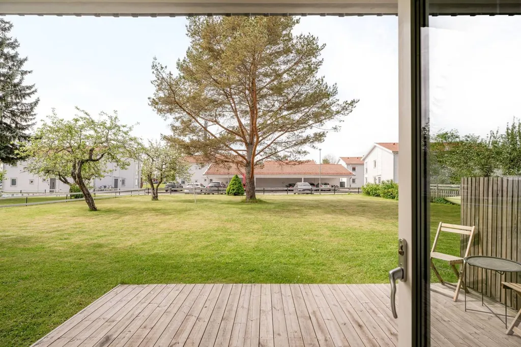 Aed - Duplex House with Garden in Tierp