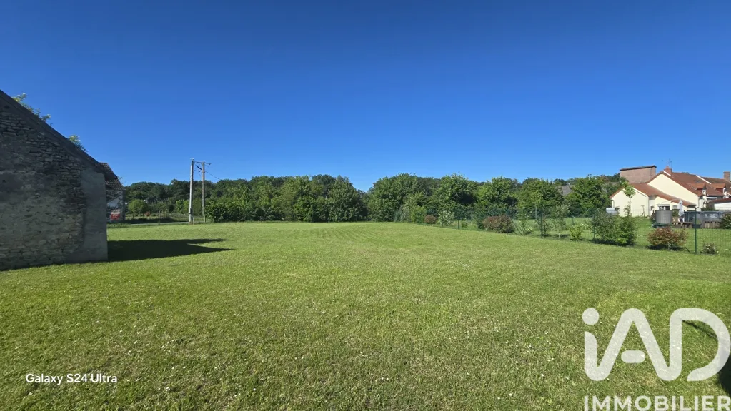 Jardin - Terrain à Bâtir avec Réseaux à Saint-Germain-des-Bois