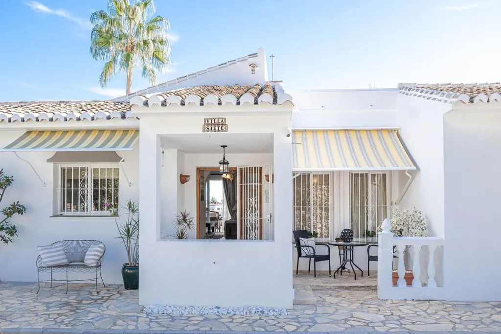 Esterno - Chalet with Pool and Terrace in Calahonda