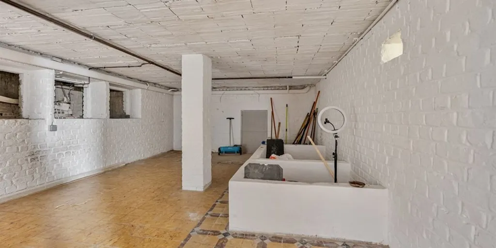 Stanze - Half-Open House with Garden in Quiet Area