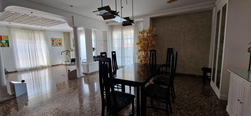 Söögituba - Spacious House with Terrace in Moncada