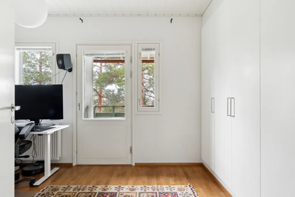 Studio - Modern Flat with Private Yard in Espoo