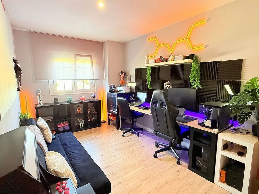 Bureau - Duplex with Garage in Esquivias