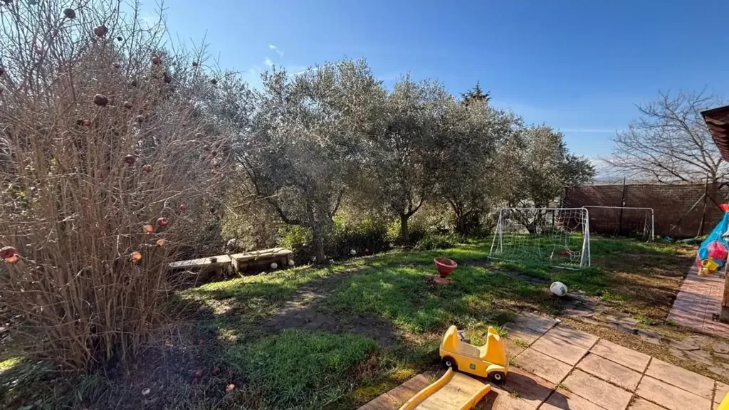 Giardino - Terratetto with Garden in Empoli