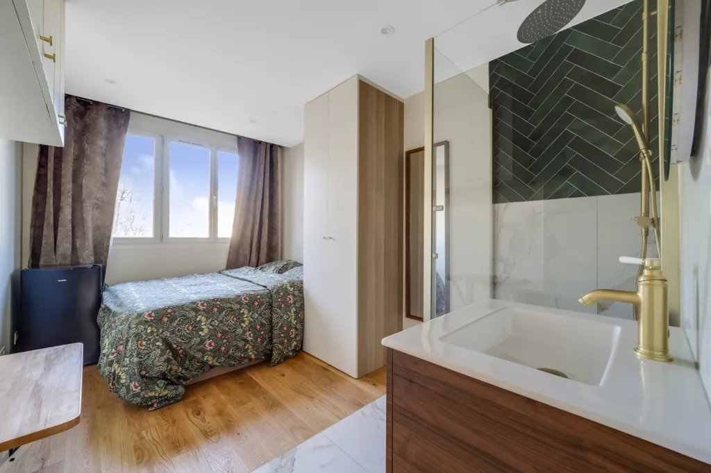 Chambres - Colocation Haut de Gamme avec Piscine à Chilly-Mazarin
