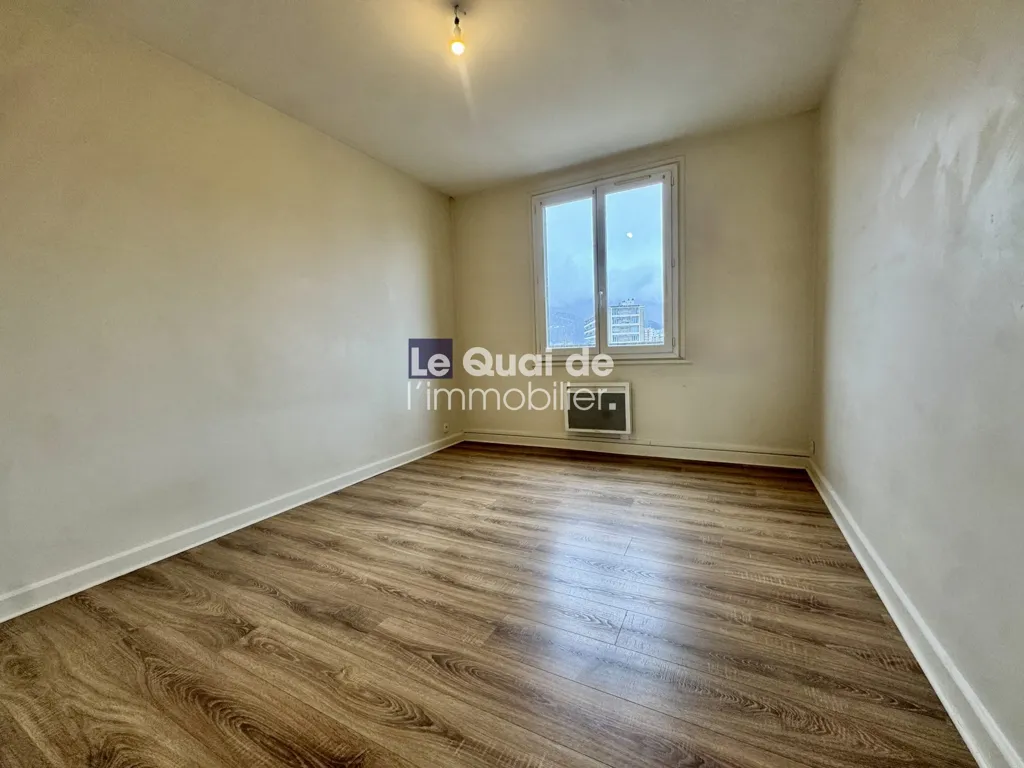 Stanze - Bright 3-Bed Apartment with Mountain View in Grenoble