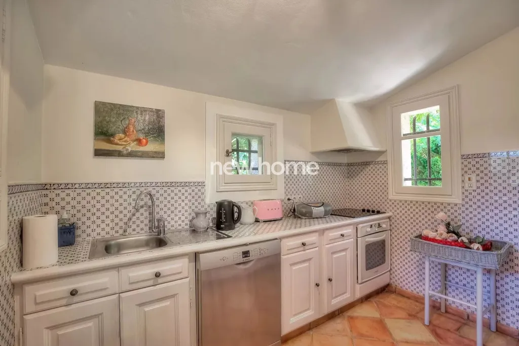 Köök - Provencal Villa with Pool in Cannes Hinterland