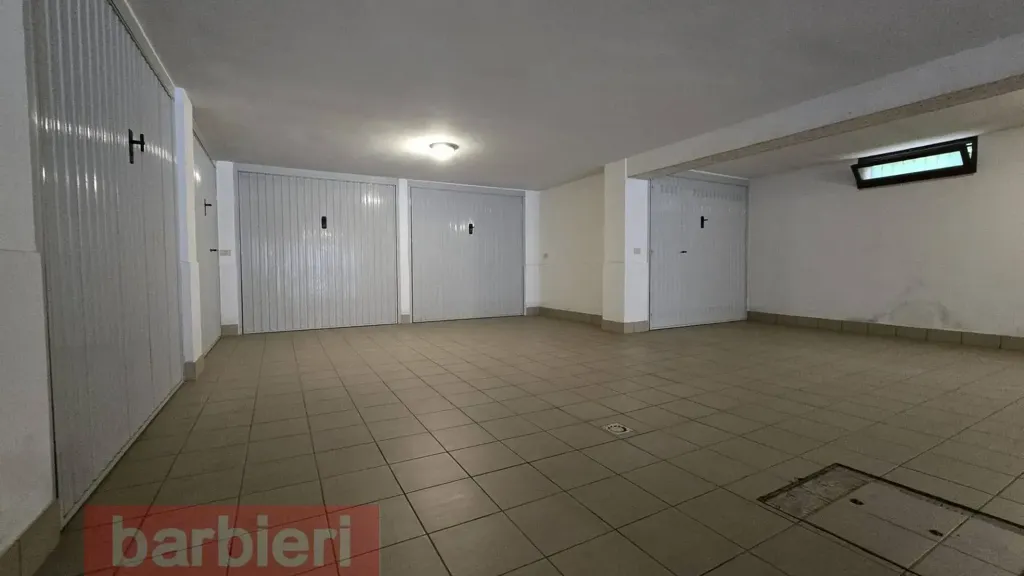 Garage - Apartment with Terrace in Cervia