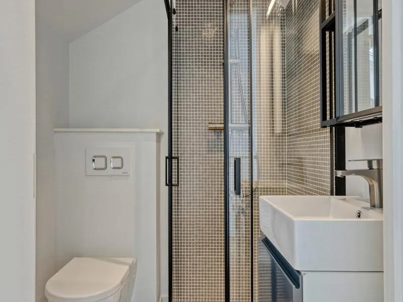 Salles de bain - Appartement Neuf de 2 Chambres à Heverlee