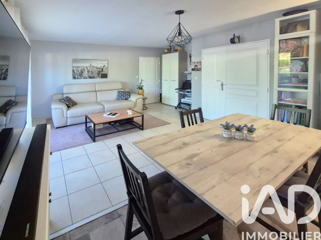 Söögituba - T2 Apartment with Terrace in La Ciotat
