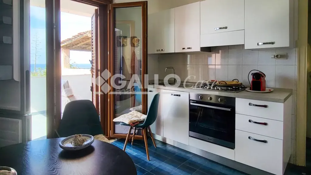 Cuisine - Villa Portion with Sea View in Diamante