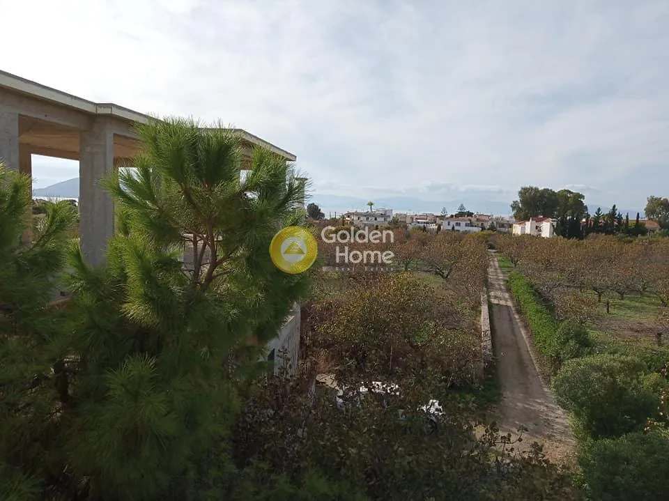 Jardin - Development Plot with Sea View in Egina Centre
