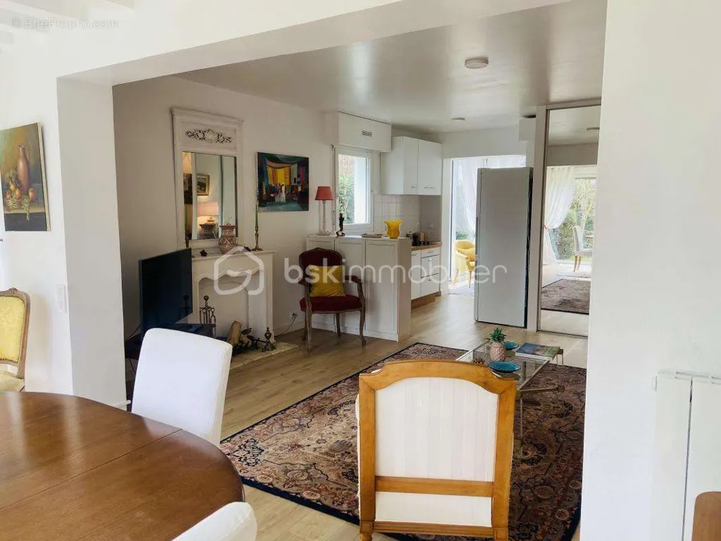 Sala da pranzo - Garden-Access Apartment with Sea View in Bidart