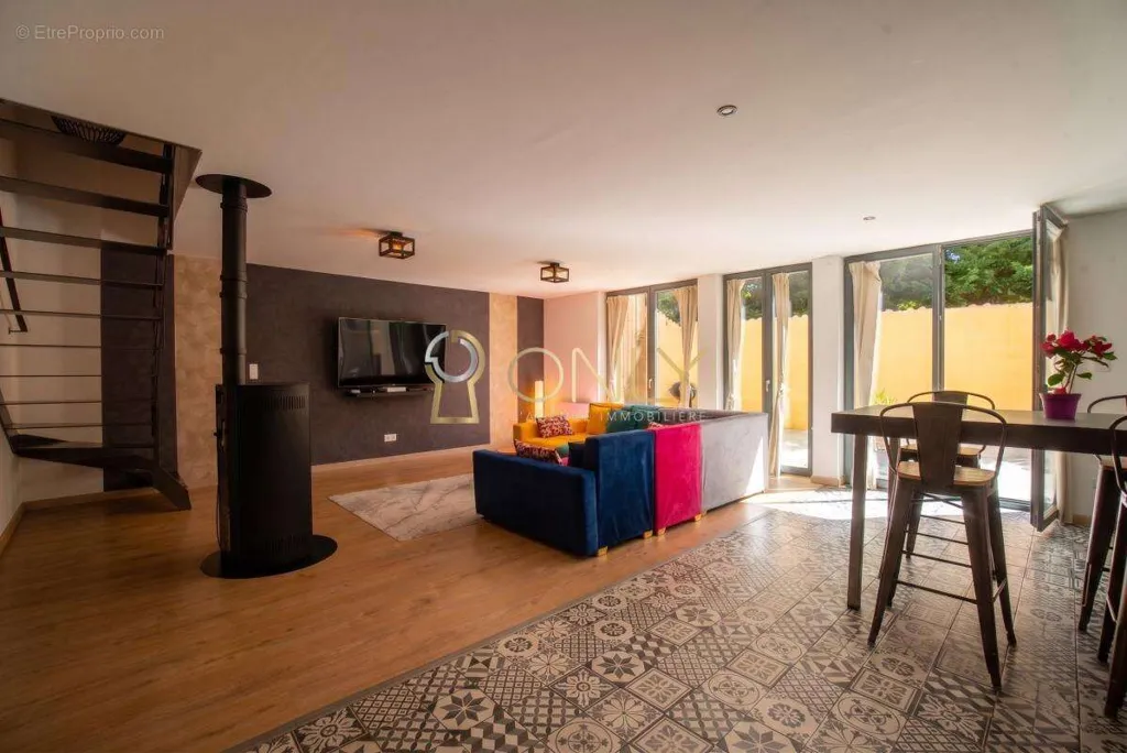 living_room