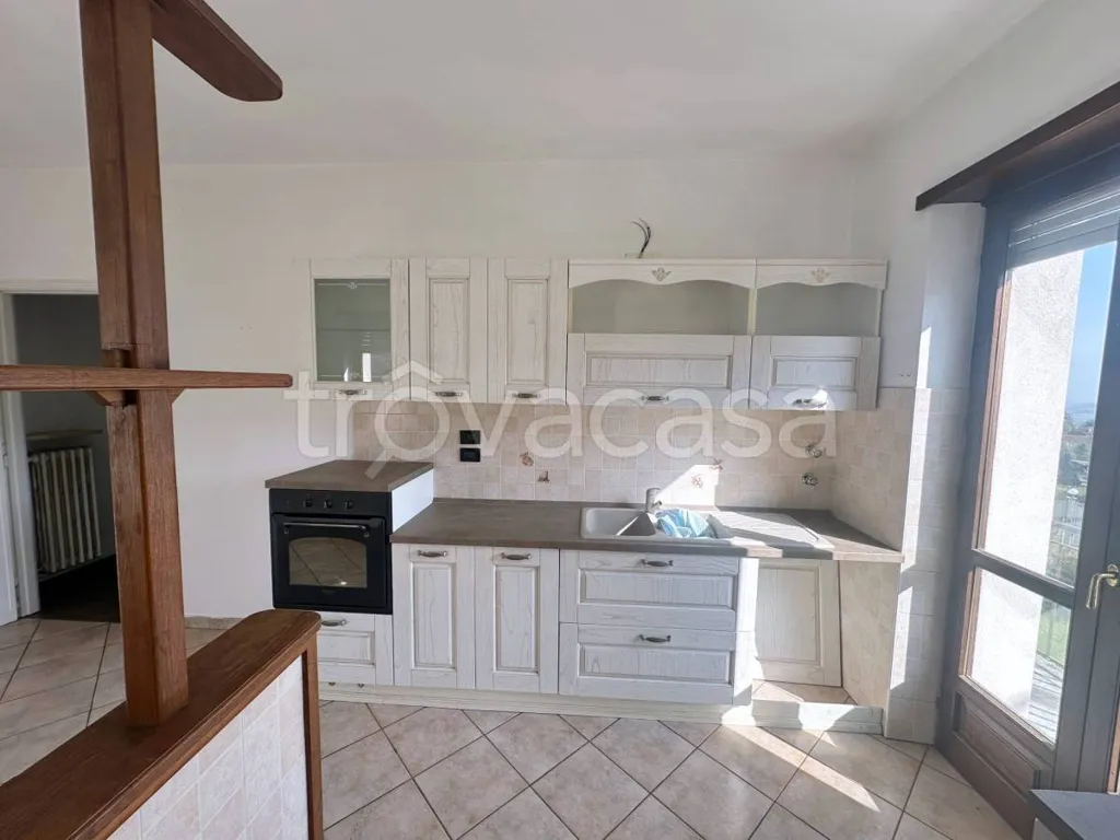 Cuisine - Luxury Apartment with Balcony in Cantalupa