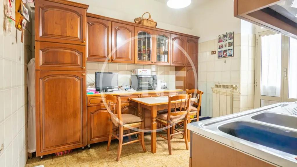 Köök - Historic Villa Nuda Proprietà in Garbatella, Rome