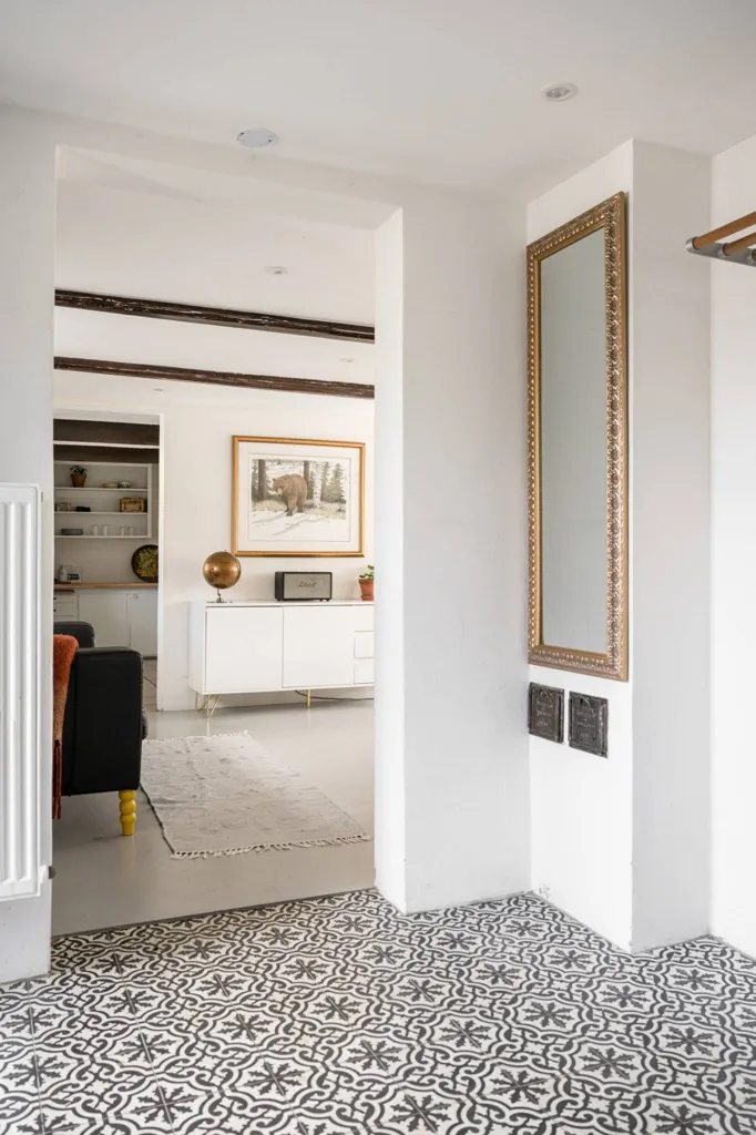 Hallway - Spacious Villa with Garden in Lund