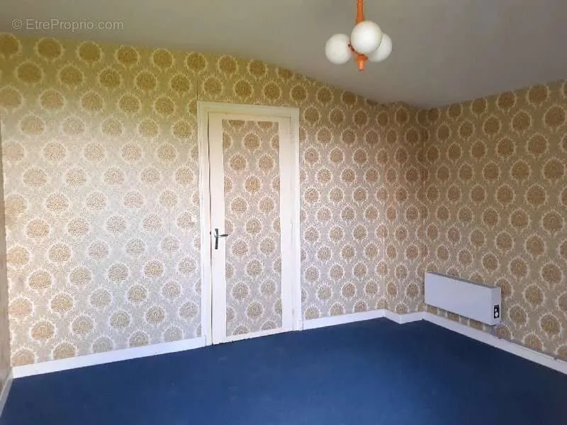 Camere da letto - Rustic Property with 5,000m² Land in Quiet Village
