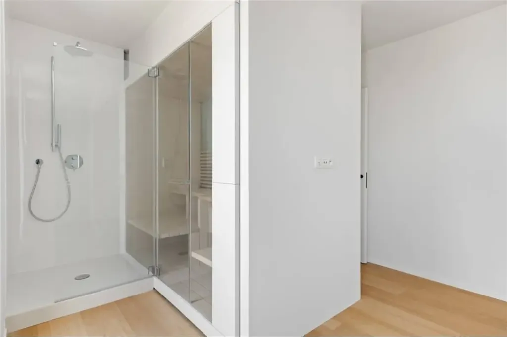 Vannitoad - Penthouse with Terraced Garden in Koningshooikt