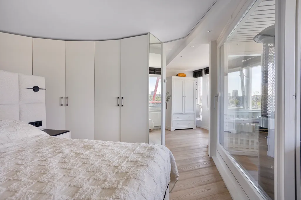 Chambres - Penthouse with Maas View in Rotterdam