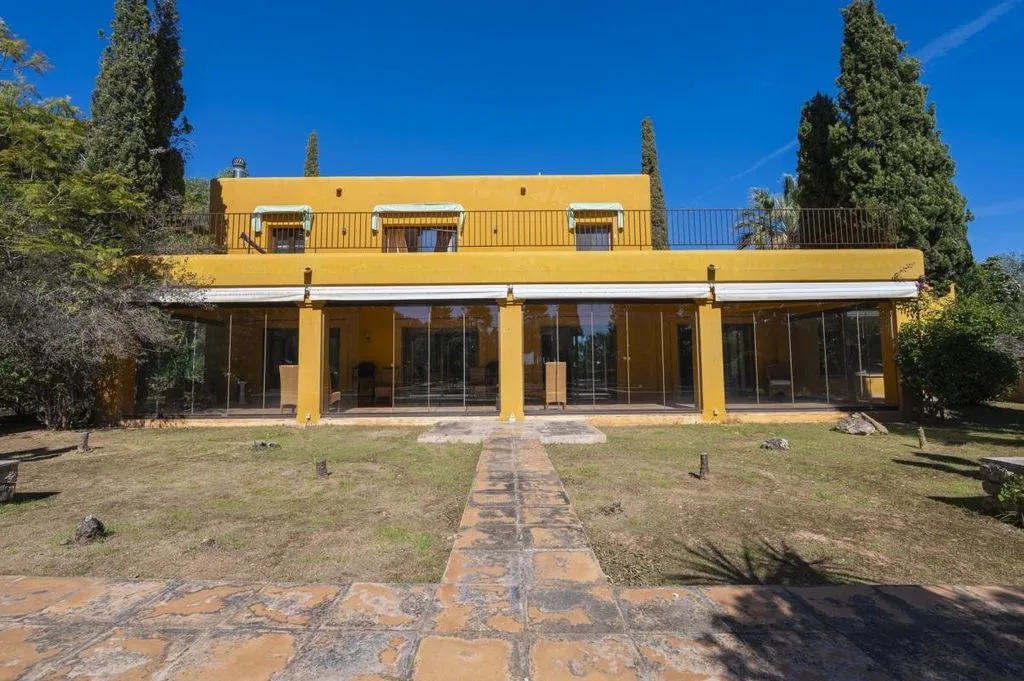 Välivaade - Exclusive Country House with Rustic Charm in Ibiza